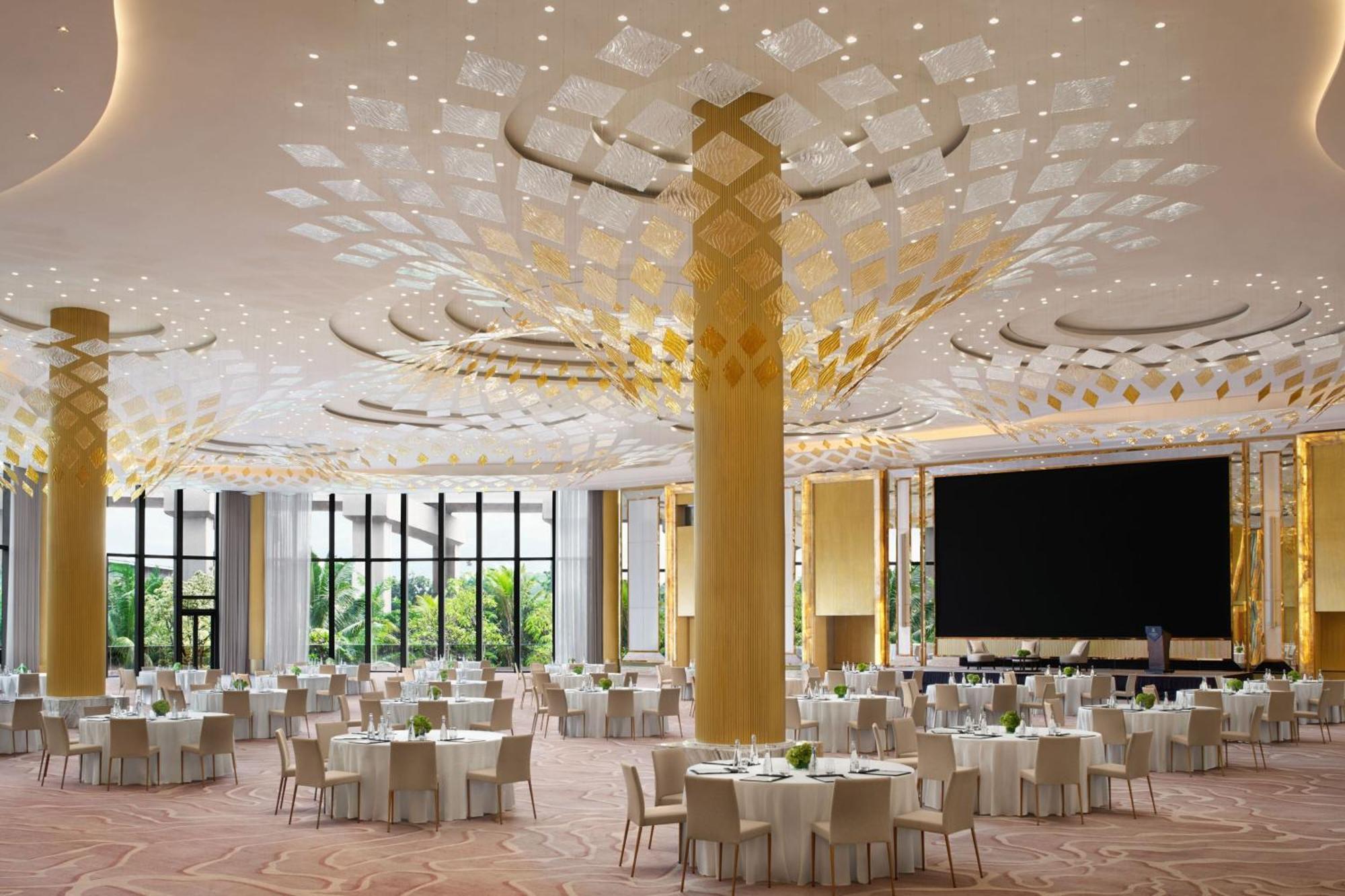 The St. Regis Jakarta Exterior photo