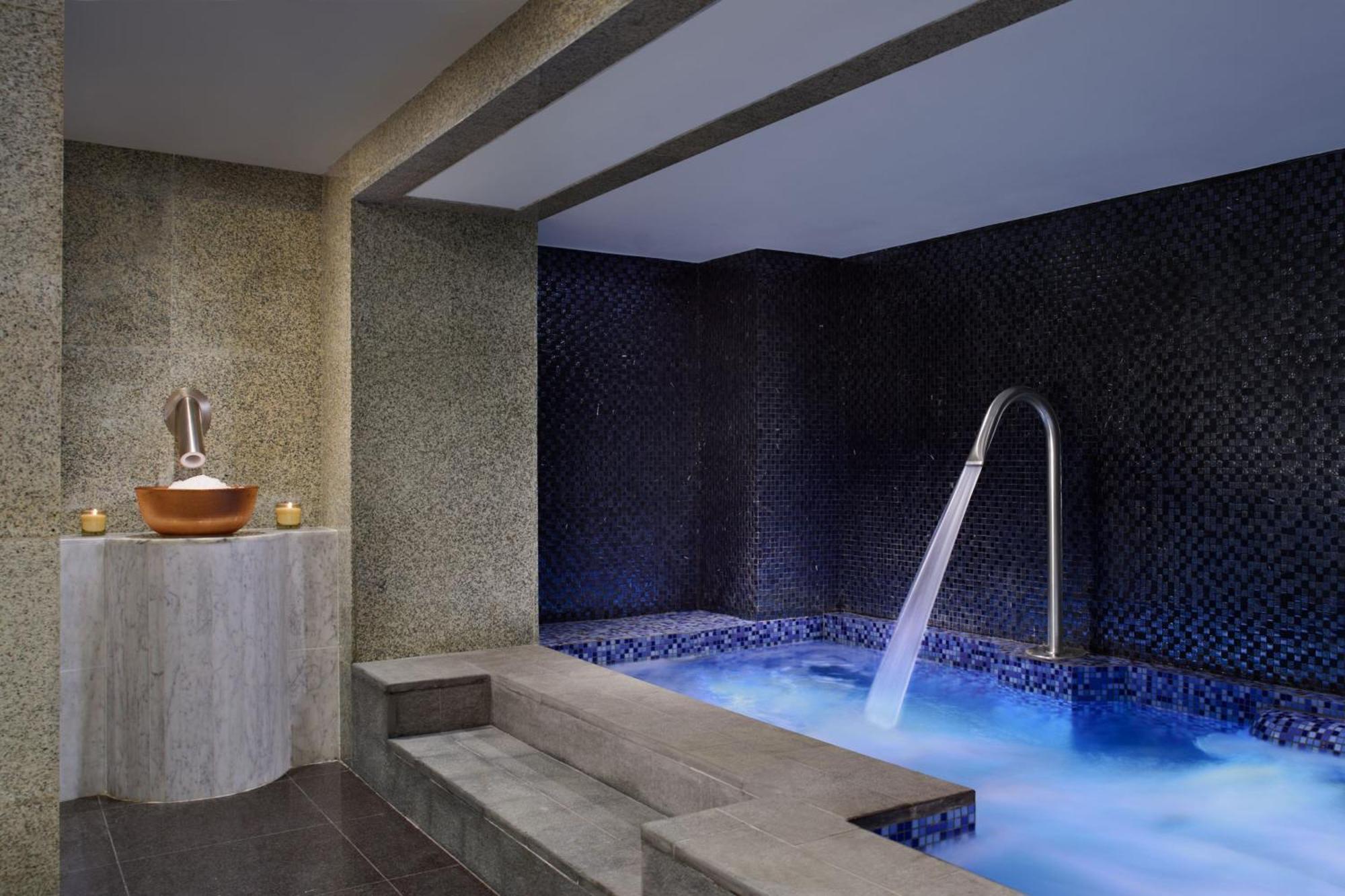 The St. Regis Jakarta Exterior photo
