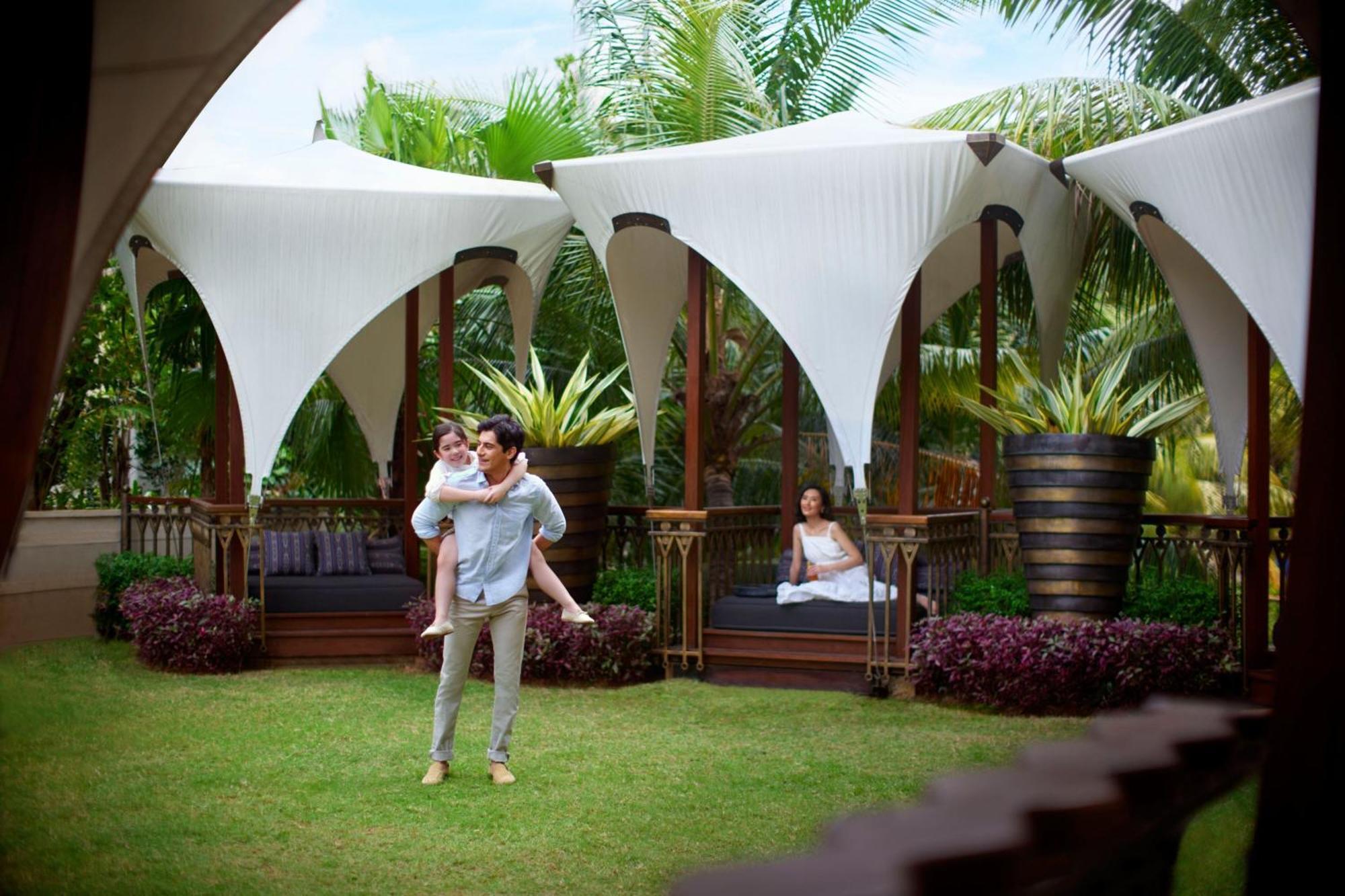 The St. Regis Jakarta Exterior photo